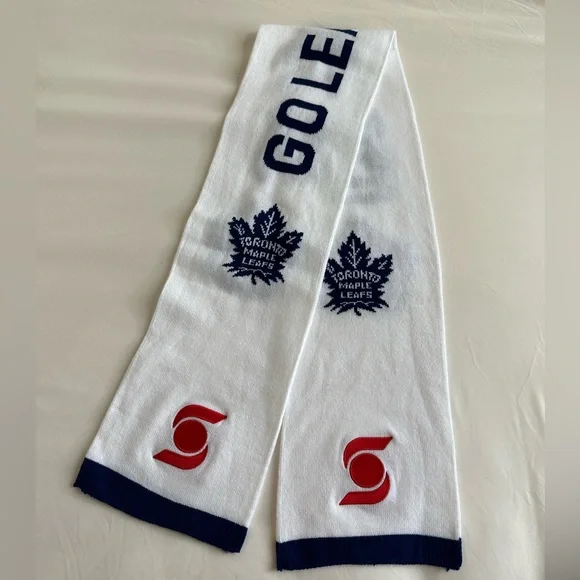 Toronto Maple Leafs Scarf - Picture 3 of 6